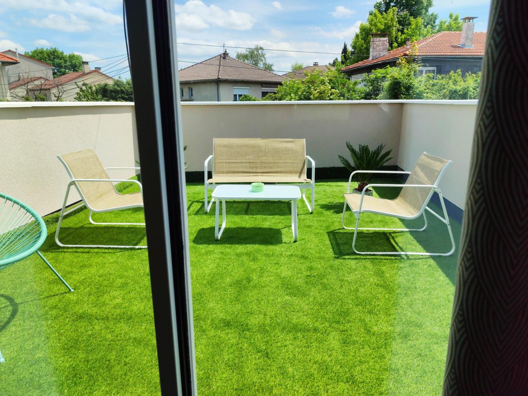 Maison Cosy Terrasse Ensoleille Clermont-Ferrand Kültér fotó
